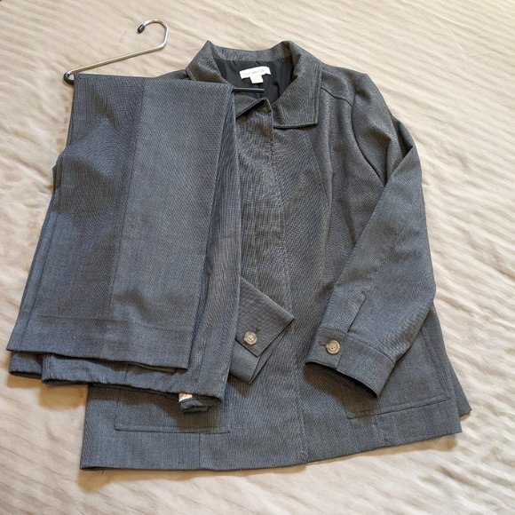 COLDWATER CREEK Pantsuit 2 Piece Set Blazer and Pants  NWOT - Picture 1 of 16